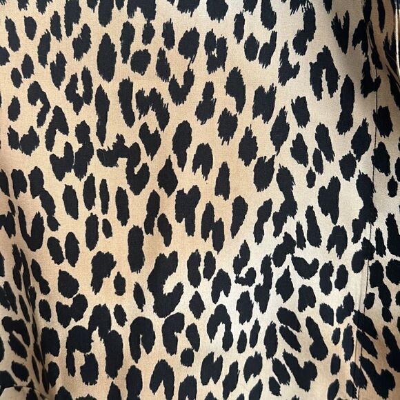 Chico’s Women’s size 0 size 4-6 New Cheetah animal print No Iron Blouse - Picture 8 of 13